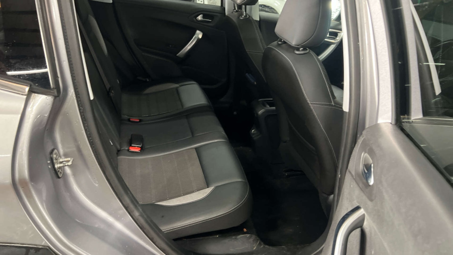 Used Peugeot 2008 2019 for sale - 77368239: Photo 11