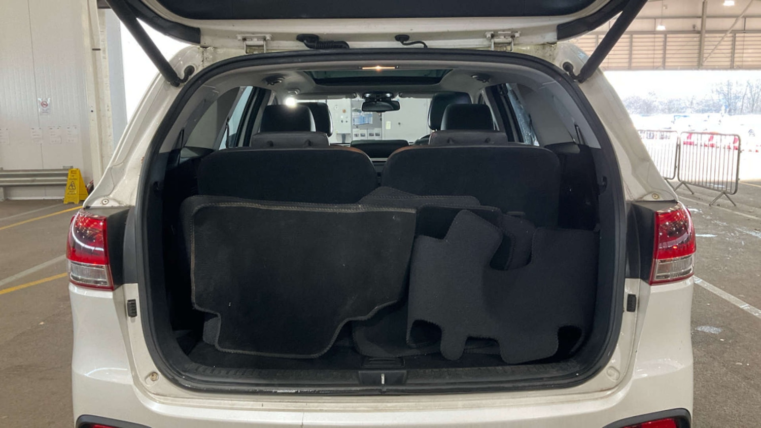 Used Kia Sorento 2016 for sale - 77135711: Photo 9