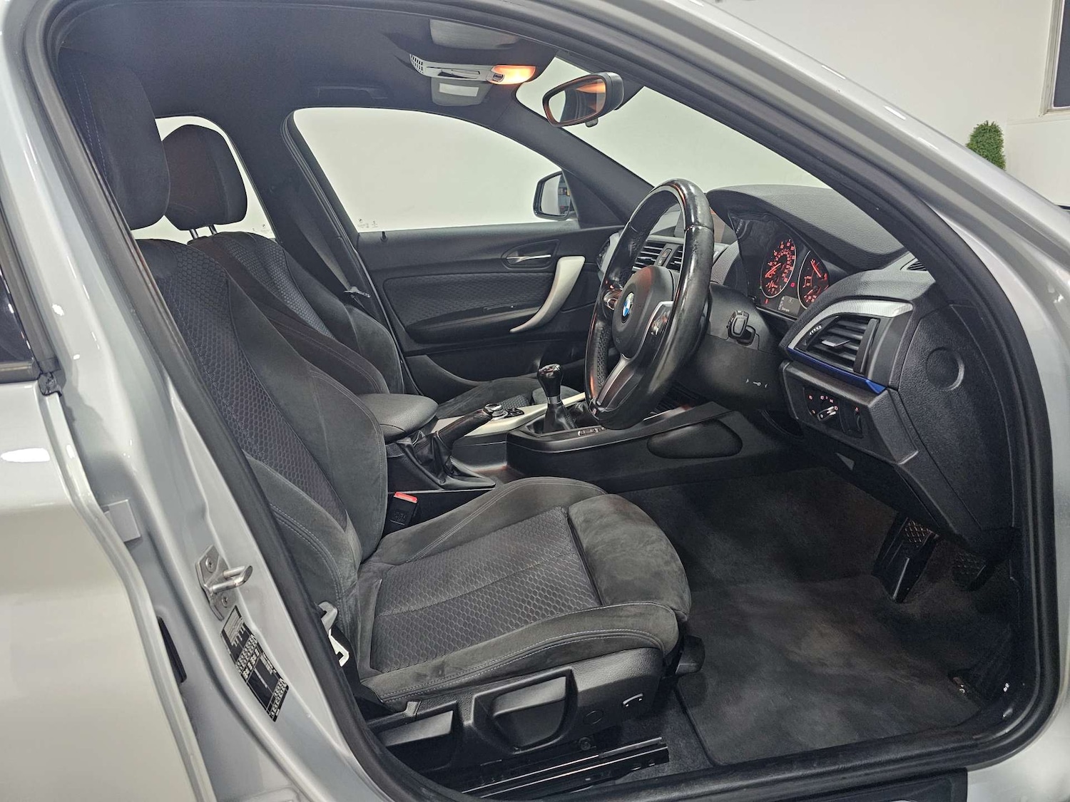 Used BMW 1 Series 2016 for sale - 76972410: Photo 3