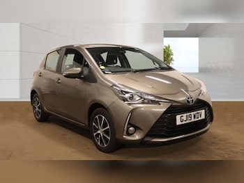 Used Toyota Yaris 2019 for sale - 78523302: Photo