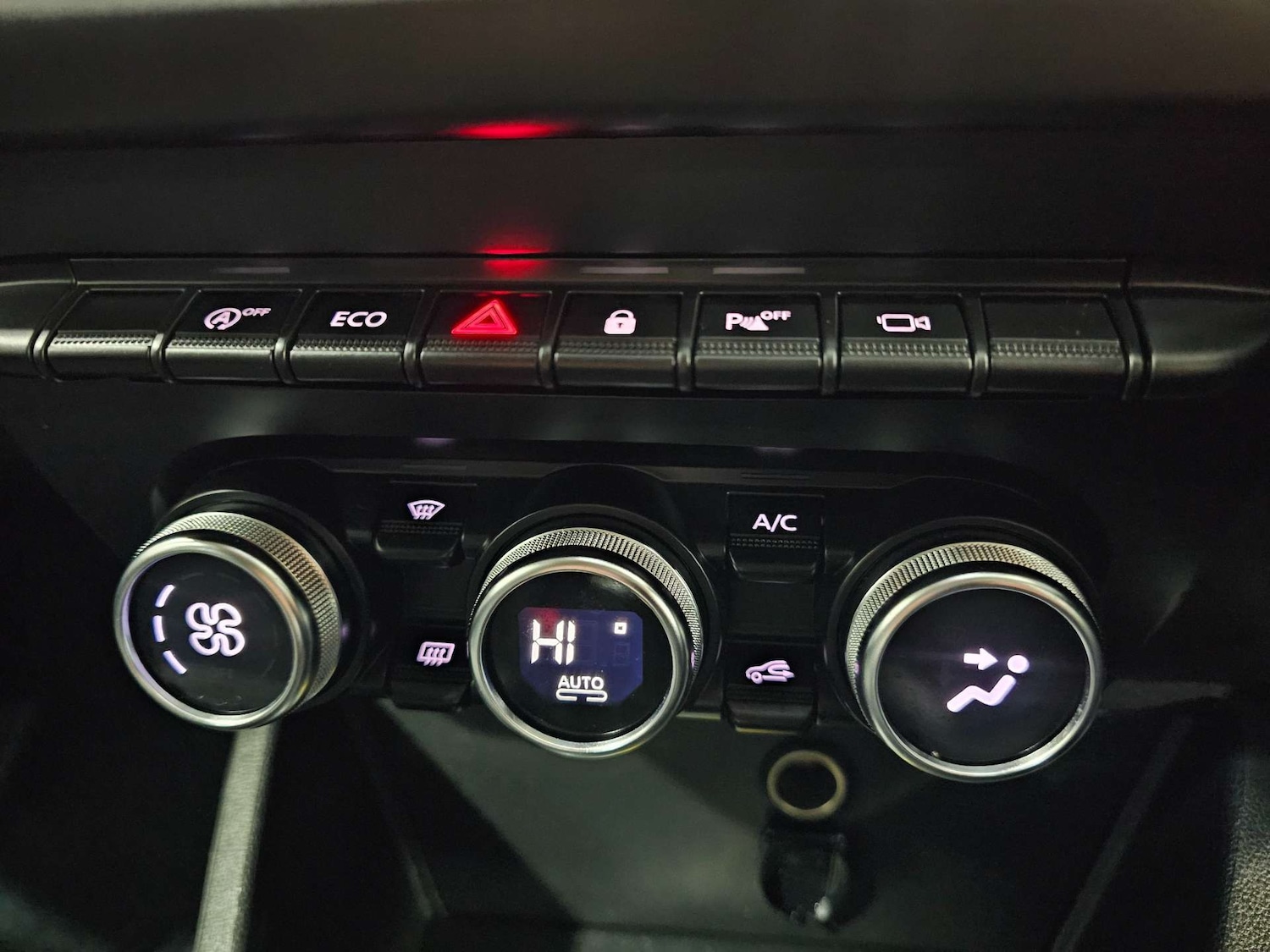 Used Dacia Duster 2019 for sale - 76972339: Photo 60