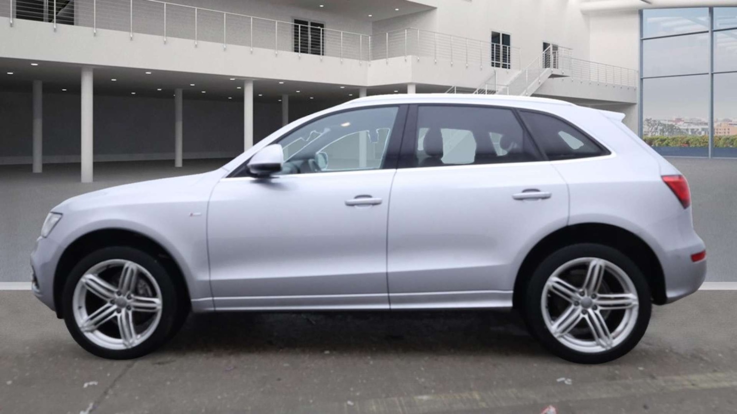 Used Audi Q5 2016 for sale - 77125201: Photo 8