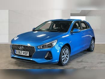 Used Hyundai i30 2017 for sale - 79747179: Photo