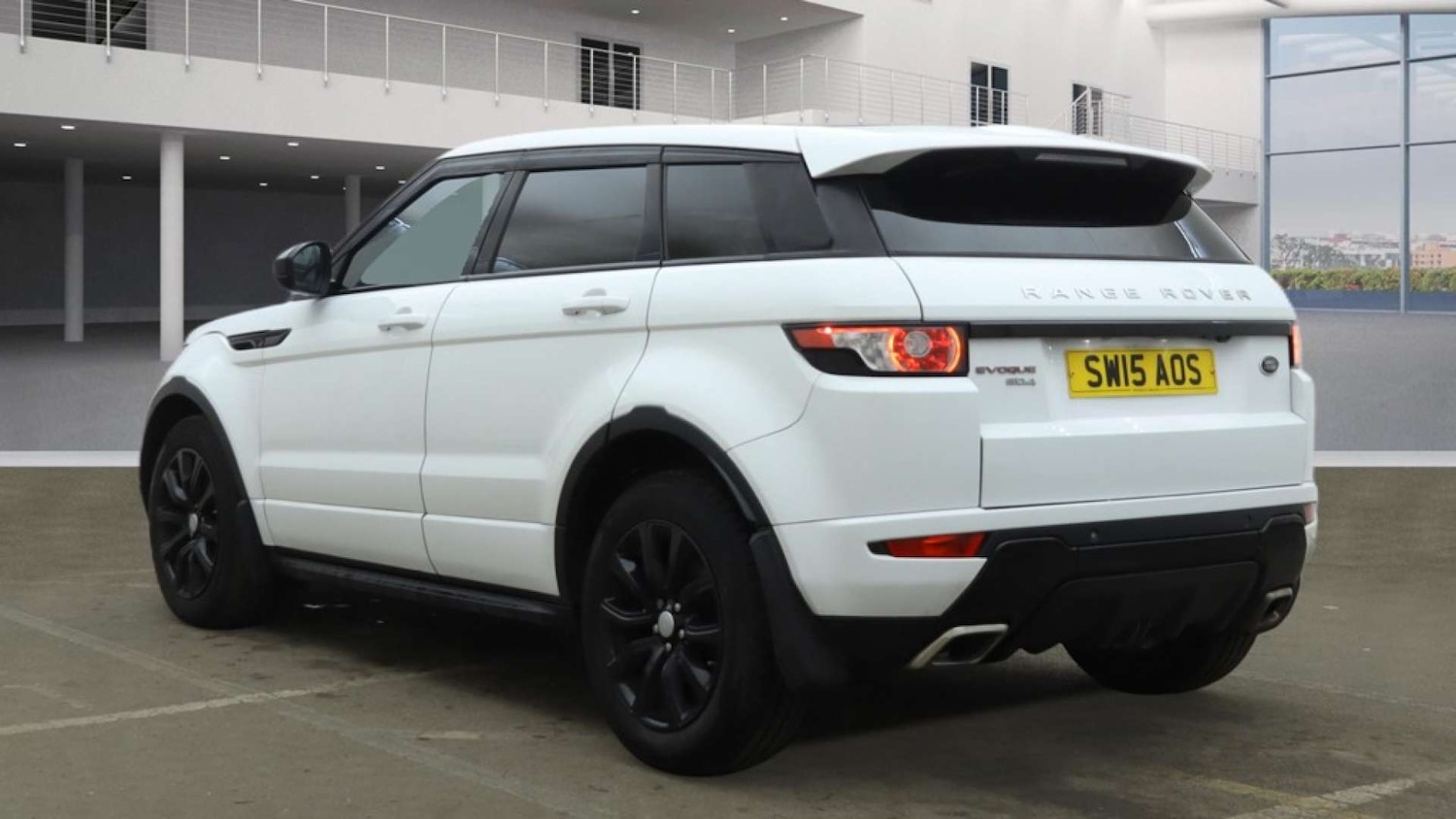 Used Land Rover Range Rover Evoque 2015 for sale - 77469869: Photo 4