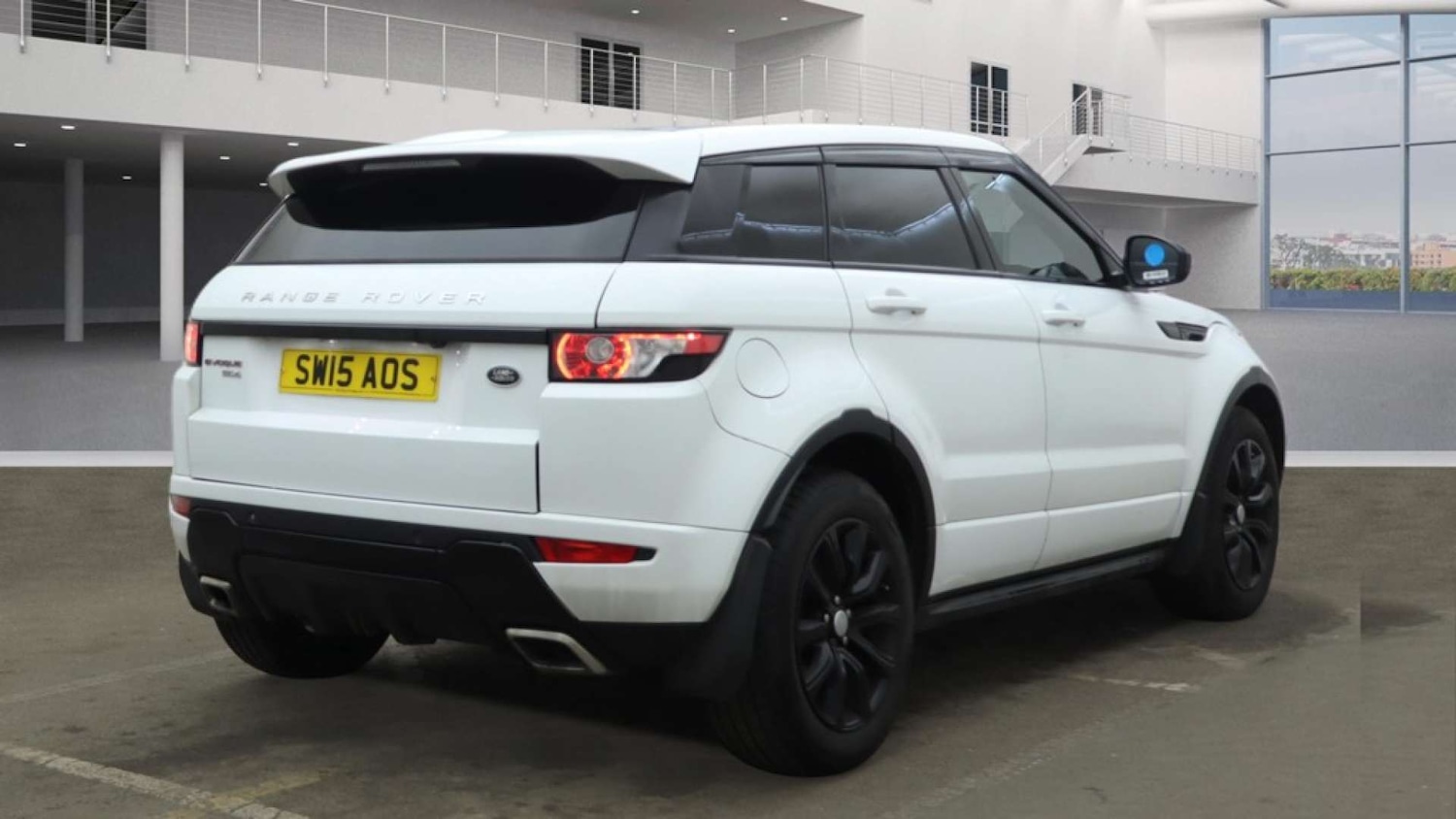 Used Land Rover Range Rover Evoque 2015 for sale - 77469869: Photo 5