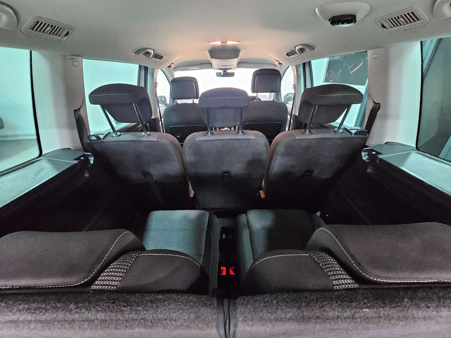 Used Volkswagen Sharan 2018 for sale - 76972384: Photo 10