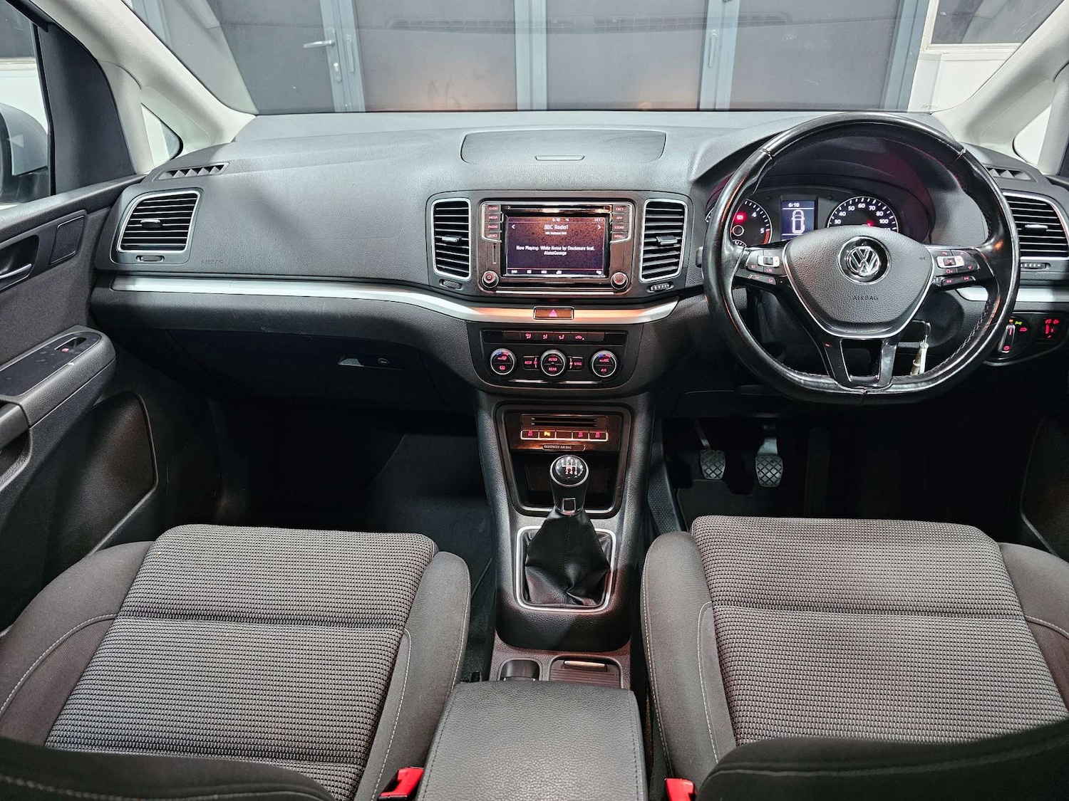 Used Volkswagen Sharan 2018 for sale - 76972384: Photo 15