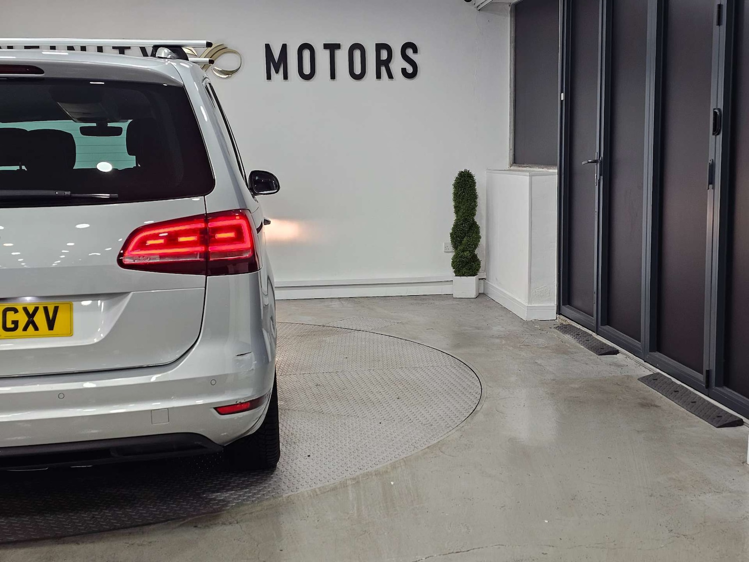 Used Volkswagen Sharan 2018 for sale - 76972384: Photo 28