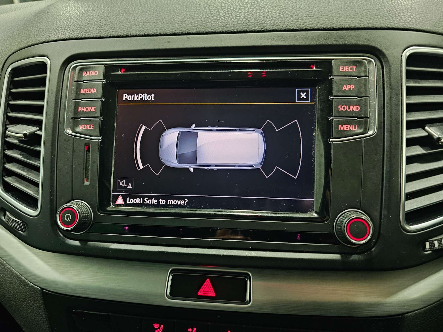 Used Volkswagen Sharan 2018 for sale - 76972384: Photo 5