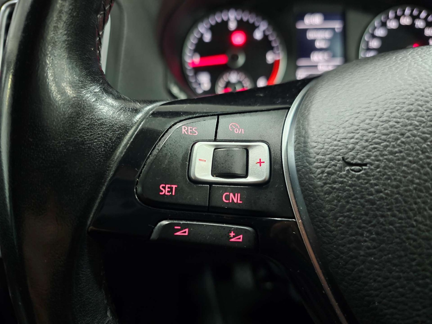 Used Volkswagen Sharan 2018 for sale - 76972384: Photo 56