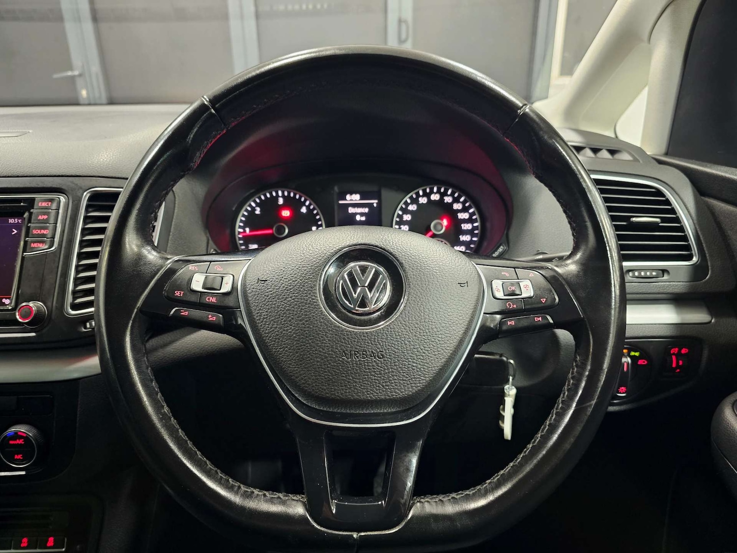 Used Volkswagen Sharan 2018 for sale - 76972384: Photo 7