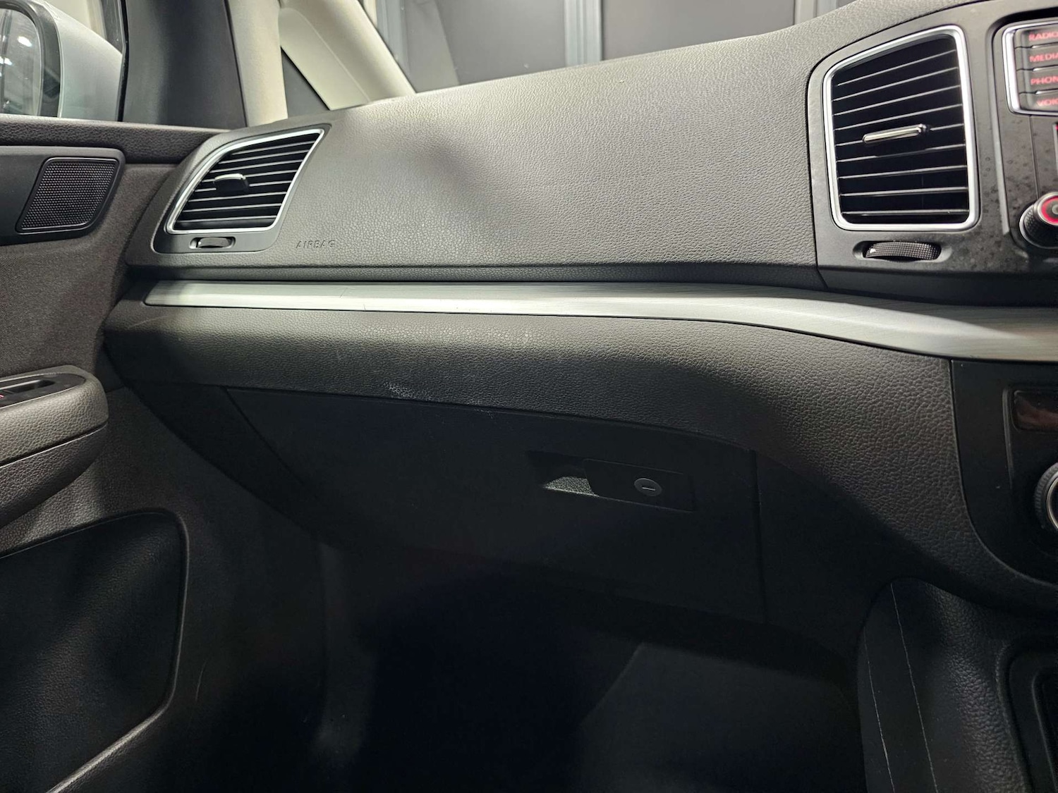 Used Volkswagen Sharan 2018 for sale - 76972384: Photo 72