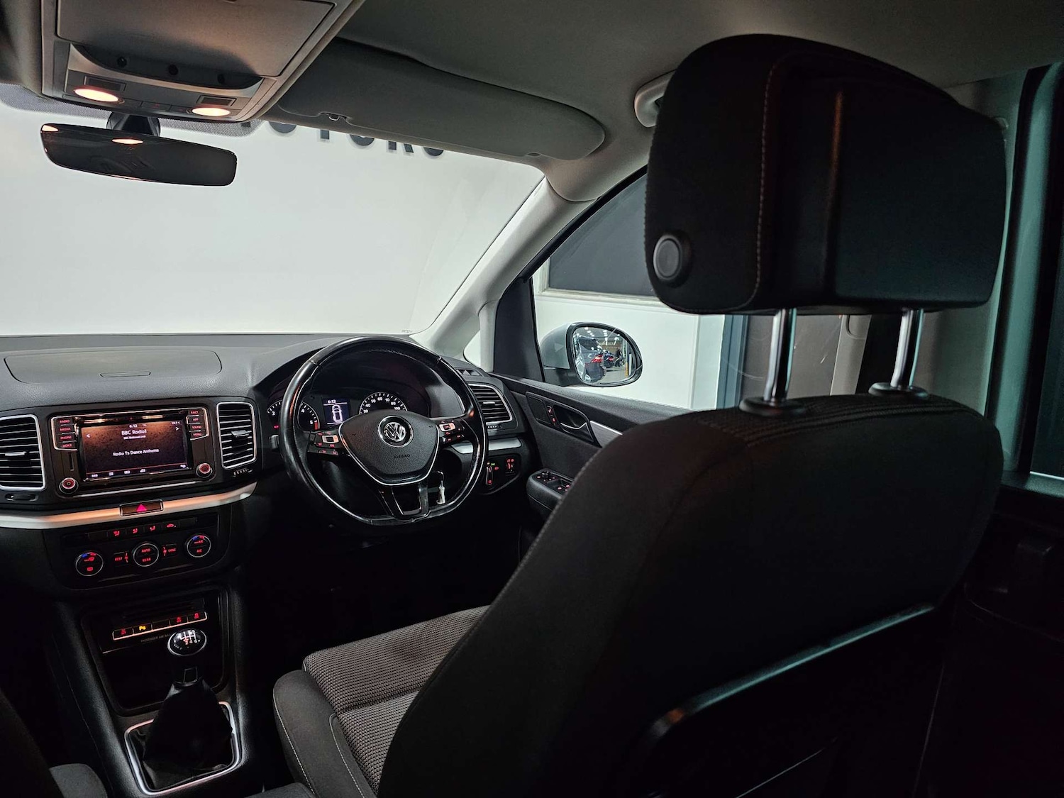 Used Volkswagen Sharan 2018 for sale - 76972384: Photo 85