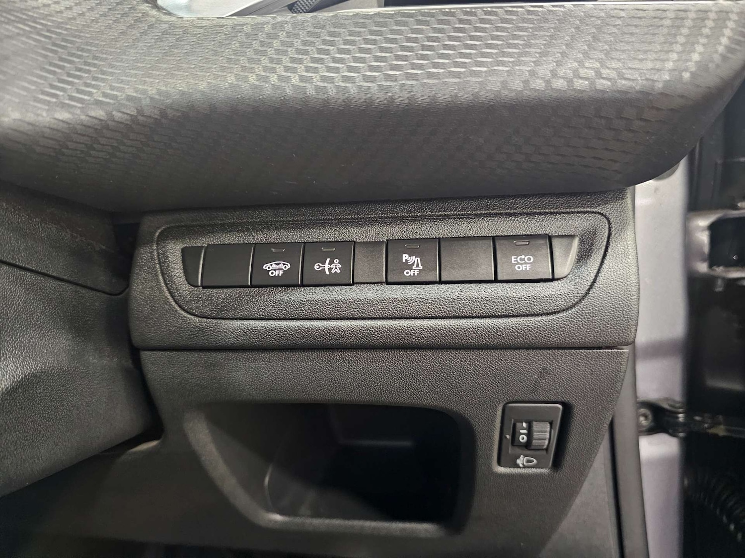 Used Peugeot 2008 2019 for sale - 77249287: Photo 51