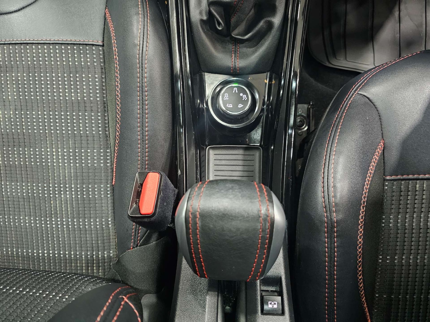 Used Peugeot 2008 2019 for sale - 77249287: Photo 60