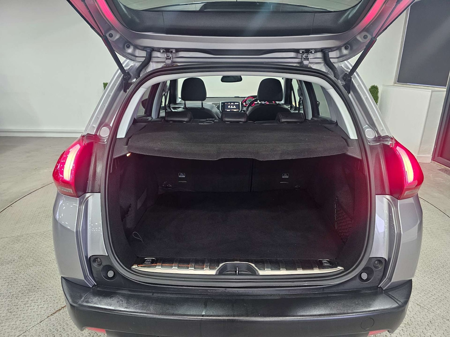 Used Peugeot 2008 2019 for sale - 77249287: Photo 84