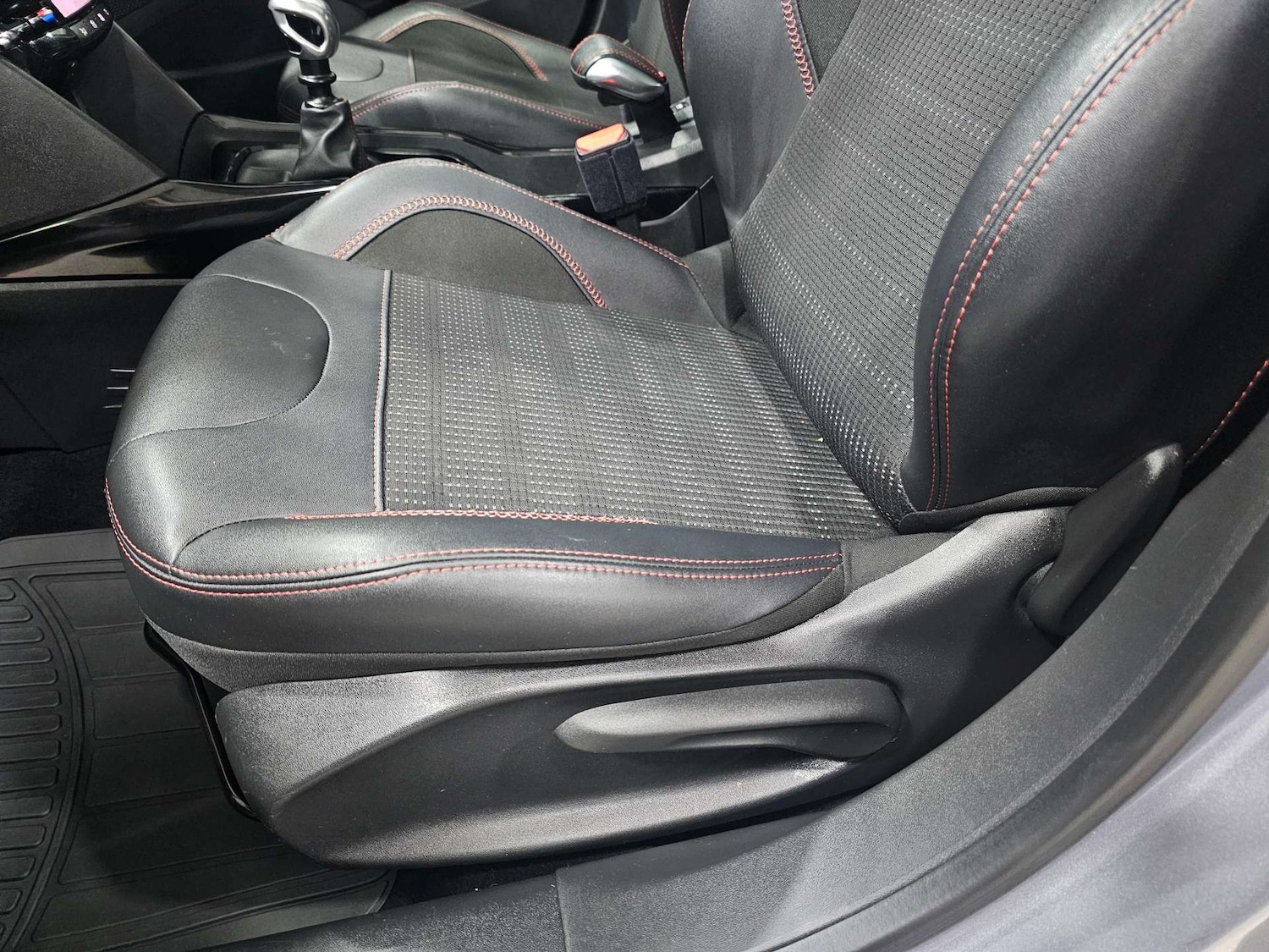 Used Peugeot 2008 2019 for sale - 77249287: Photo 93