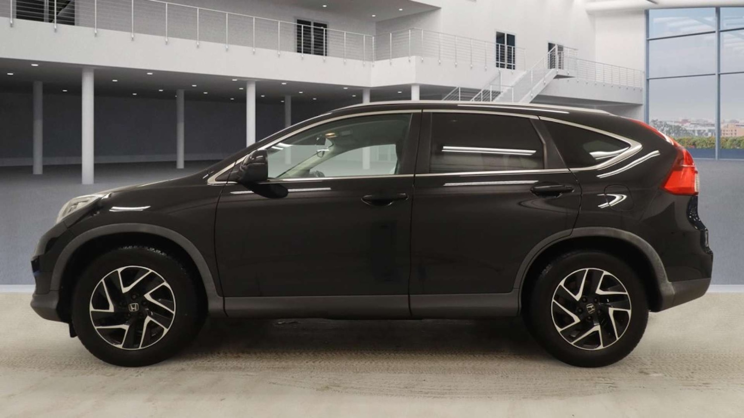 Used Honda CR-V 2018 for sale - 77326151: Photo 8