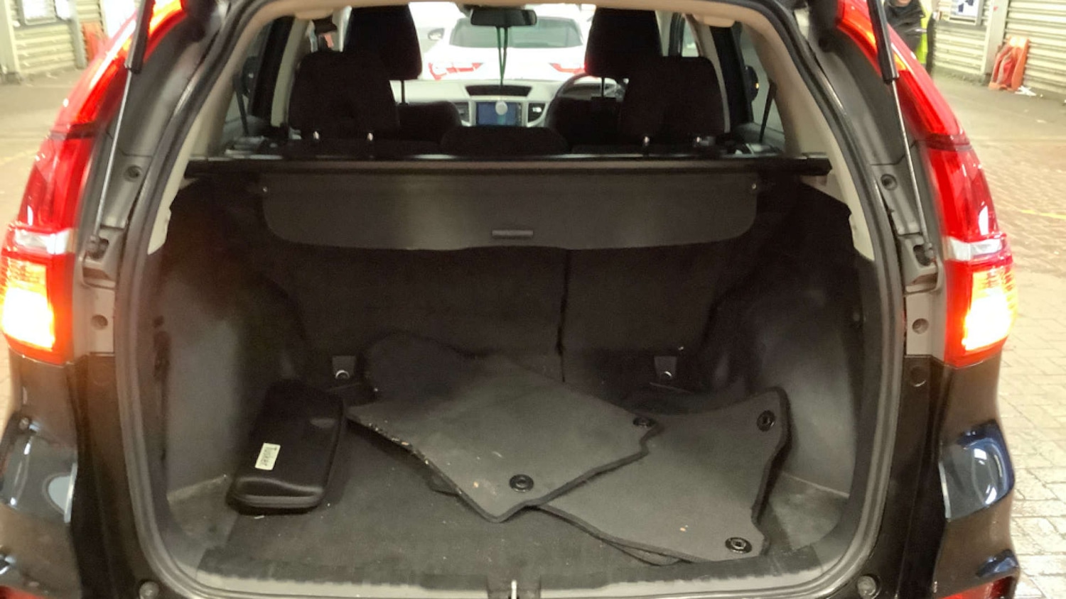 Used Honda CR-V 2018 for sale - 77326151: Photo 9