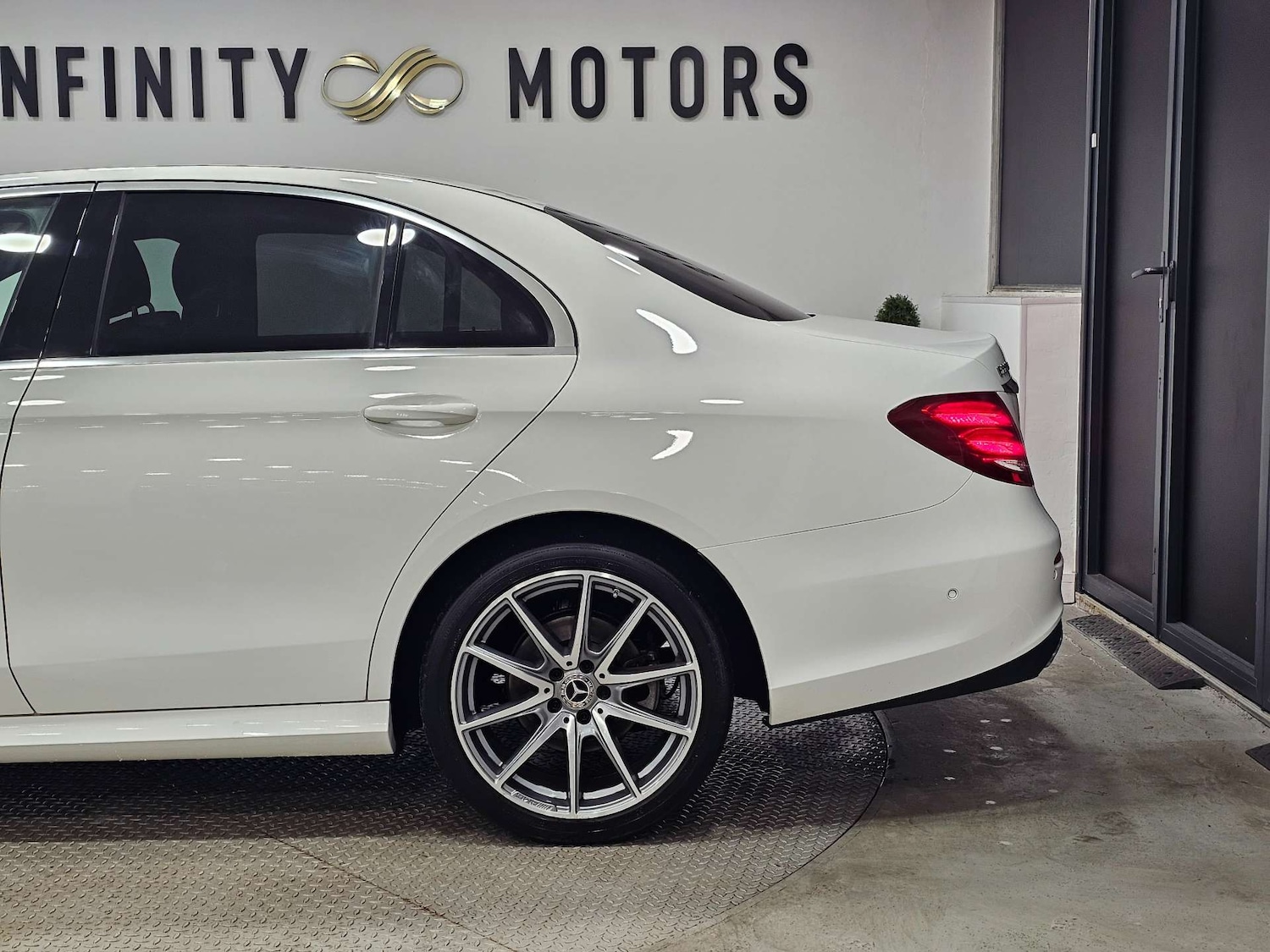 Used Mercedes-Benz E Class 2019 for sale - 77297256: Photo 23