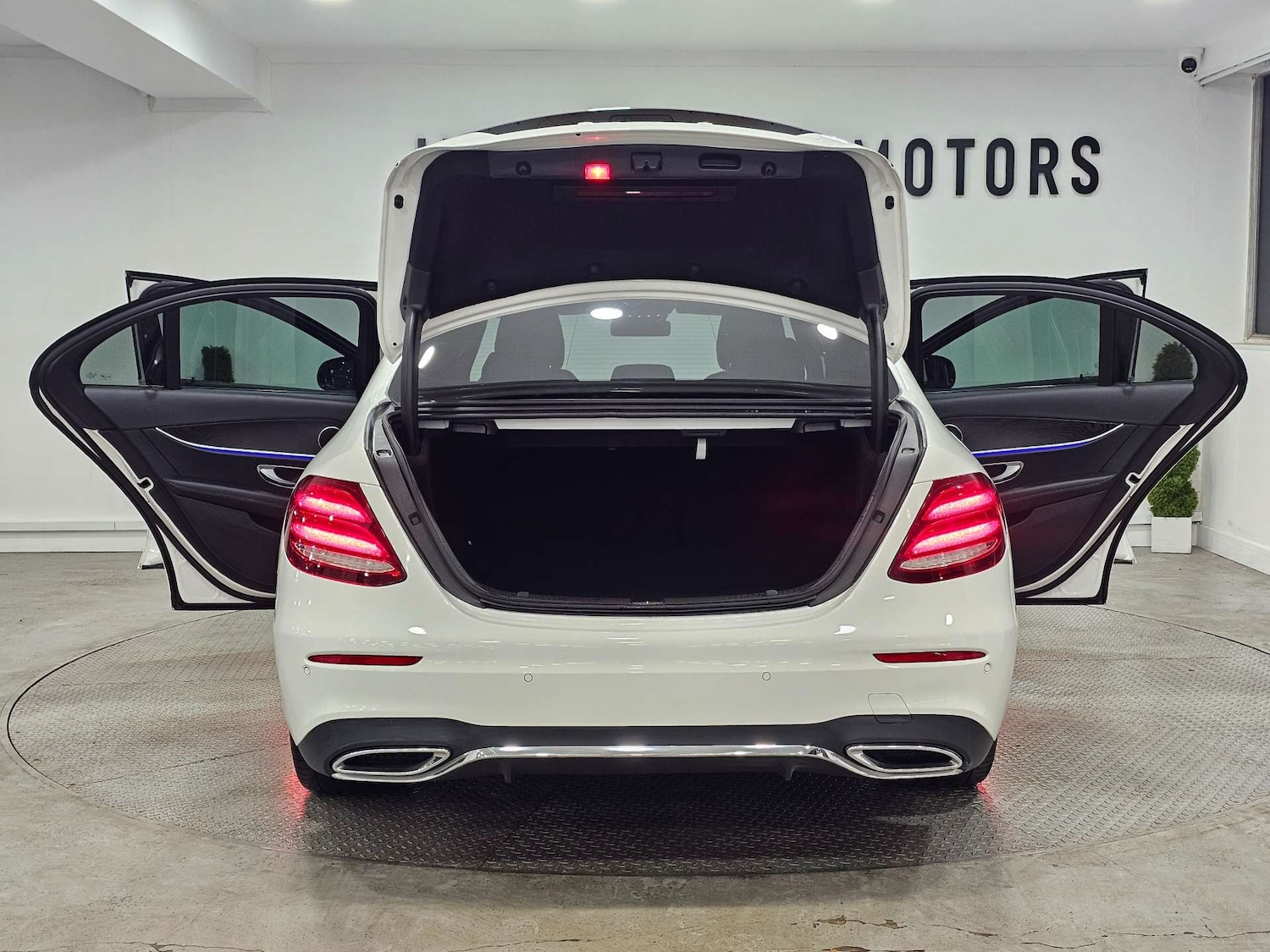 Used Mercedes-Benz E Class 2019 for sale - 77297256: Photo 49