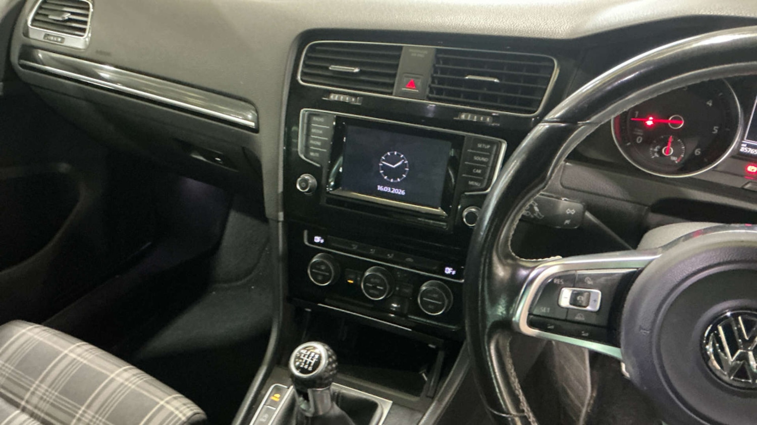 Used Volkswagen Golf 2014 for sale - 77920605: Photo 14