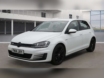 Used Volkswagen Golf 2014 for sale - 77920605: Photo