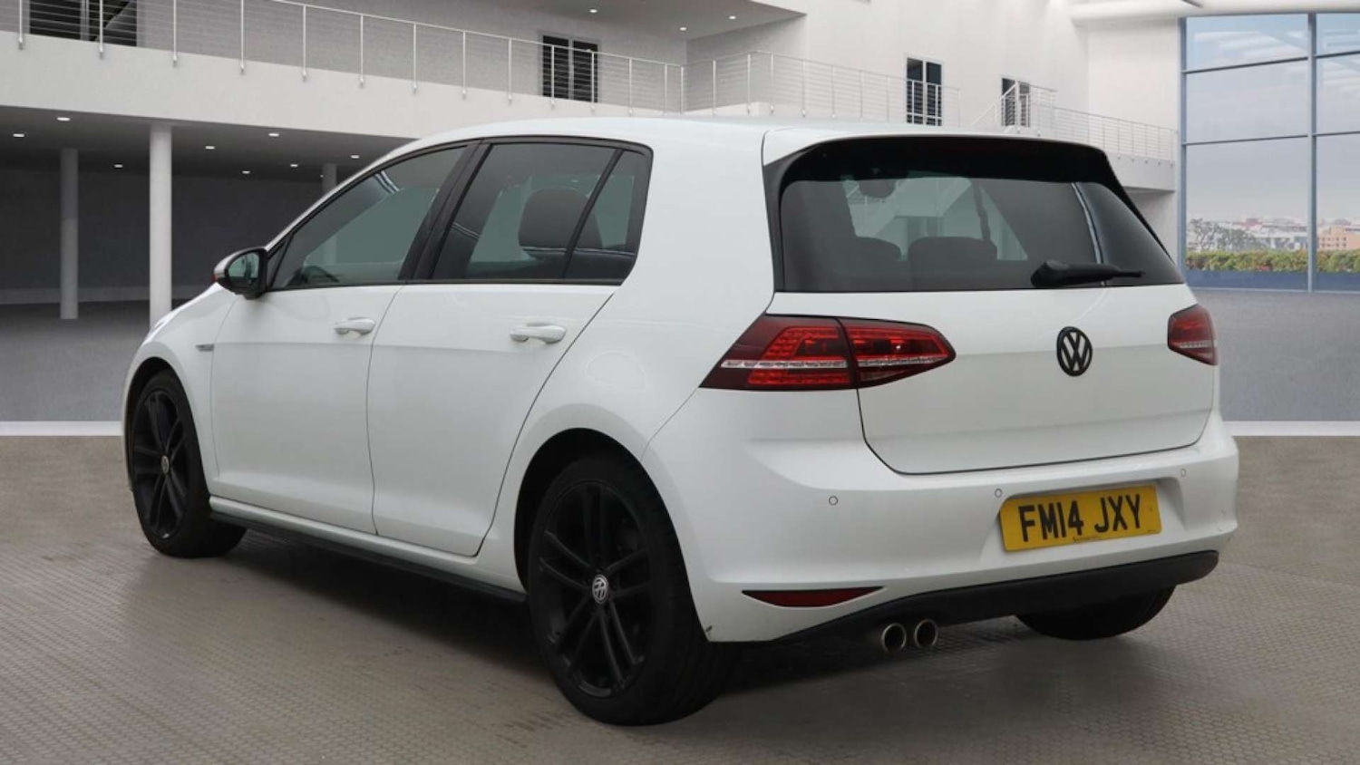 Used Volkswagen Golf 2014 for sale - 77920605: Photo 4