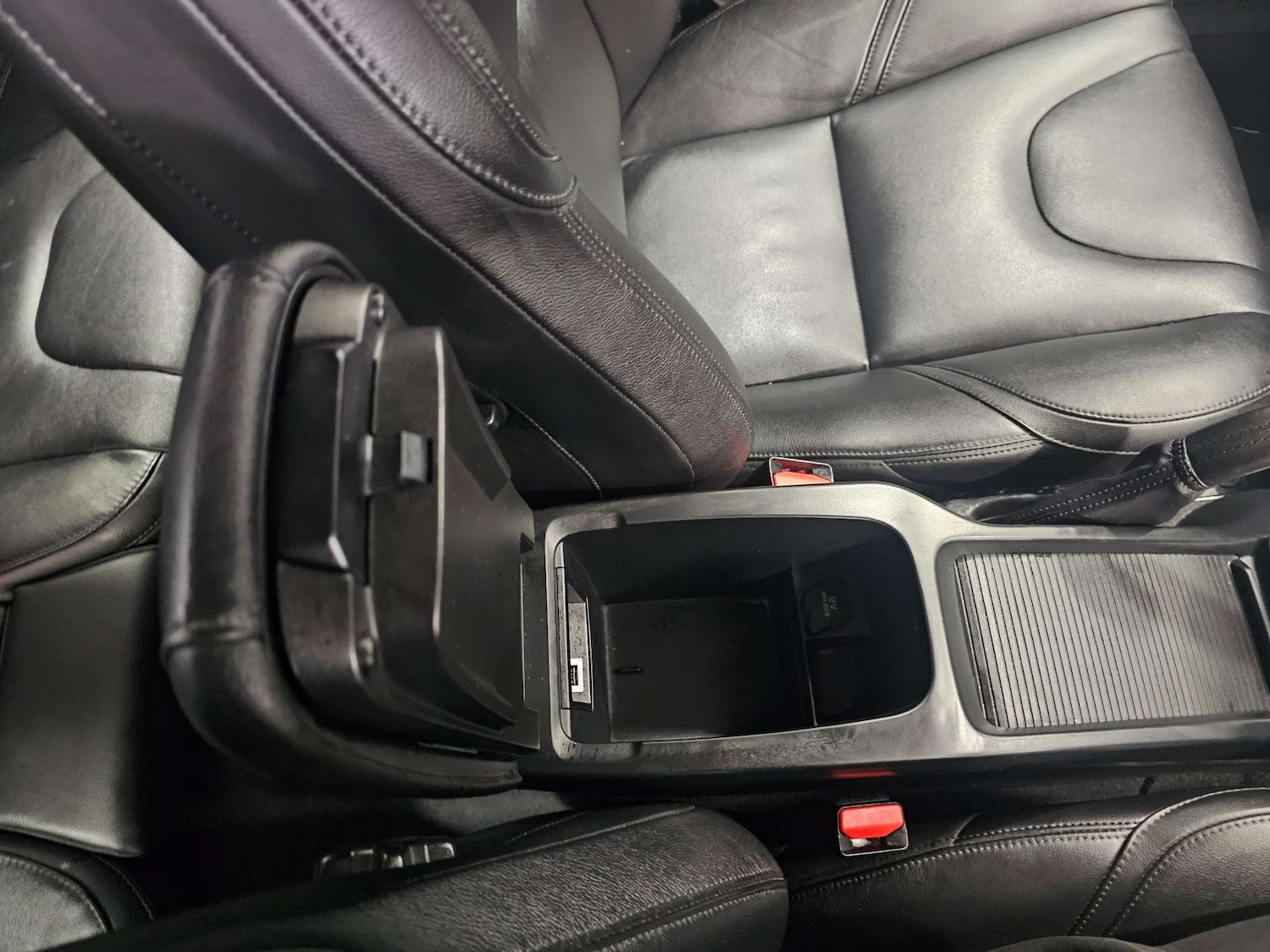 Used Volvo V40 2014 for sale - 77301681: Photo 46