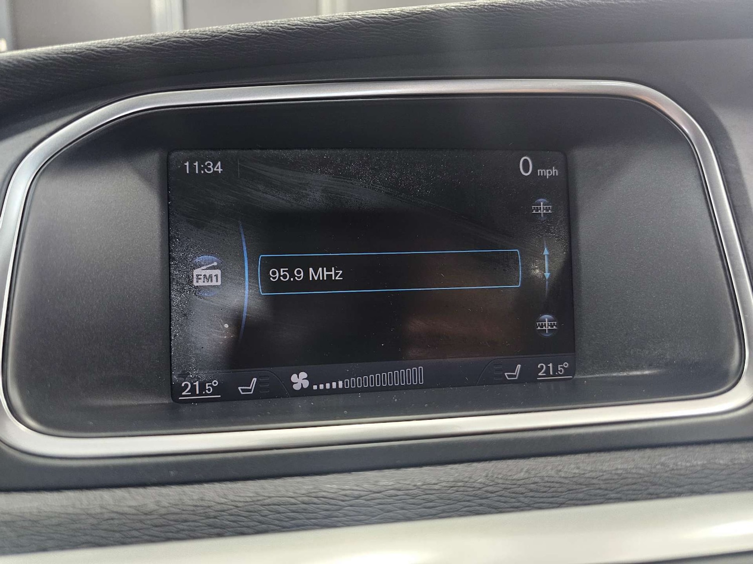 Used Volvo V40 2014 for sale - 77301681: Photo 52