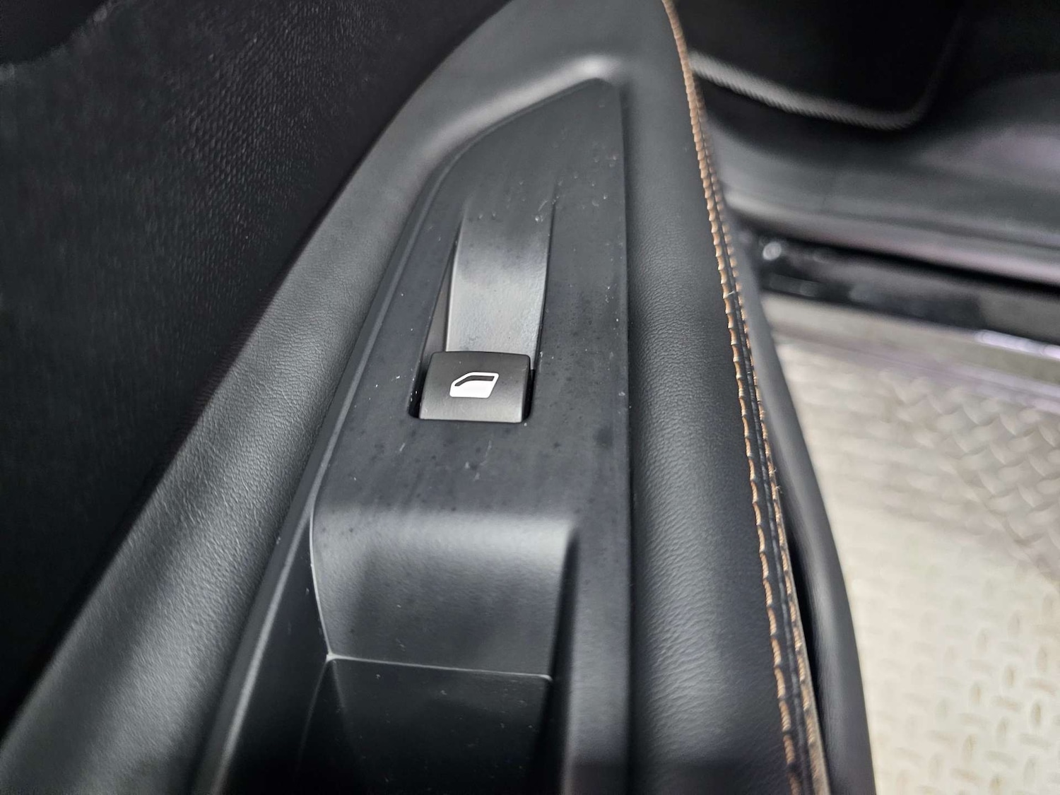 Used Peugeot 3008 2017 for sale - 78083557: Photo 35