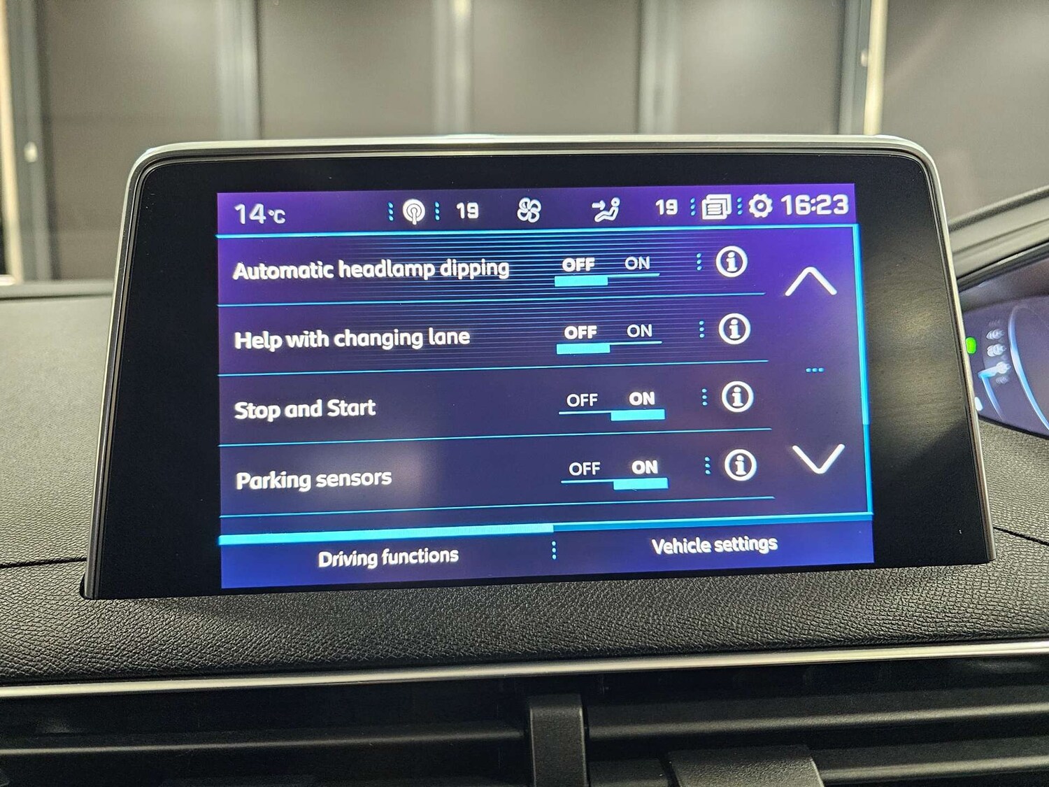 Used Peugeot 3008 2017 for sale - 78083557: Photo 55