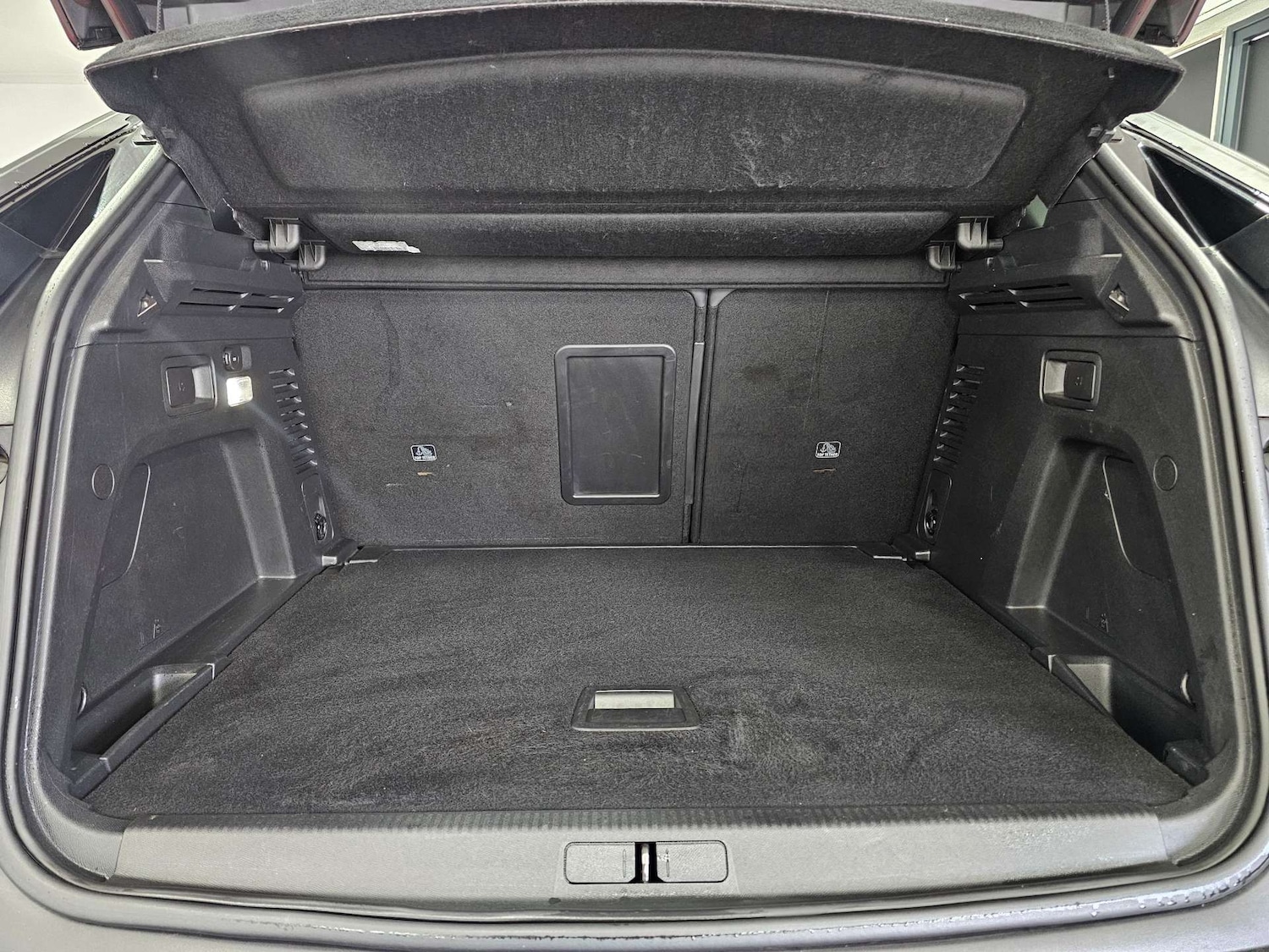 Used Peugeot 3008 2017 for sale - 78083557: Photo 85