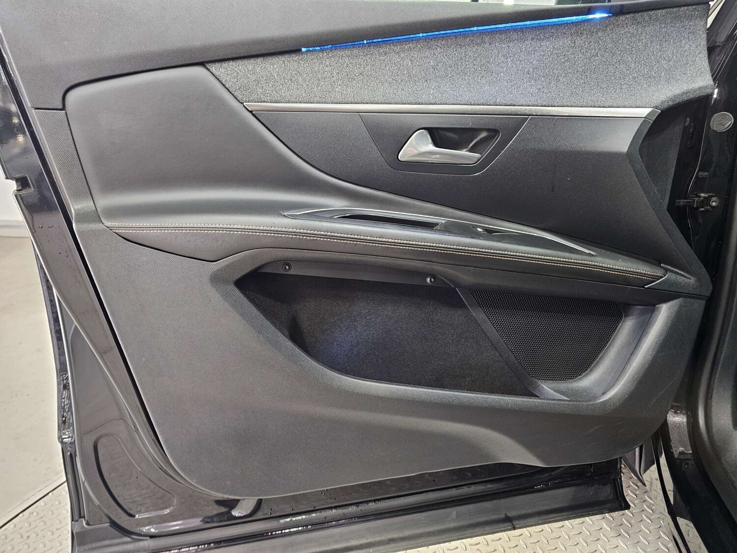 Used Peugeot 3008 2017 for sale - 78083557: Photo 92