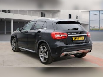 Used Mercedes-Benz GLA 2018 for sale - 77594826: Photo