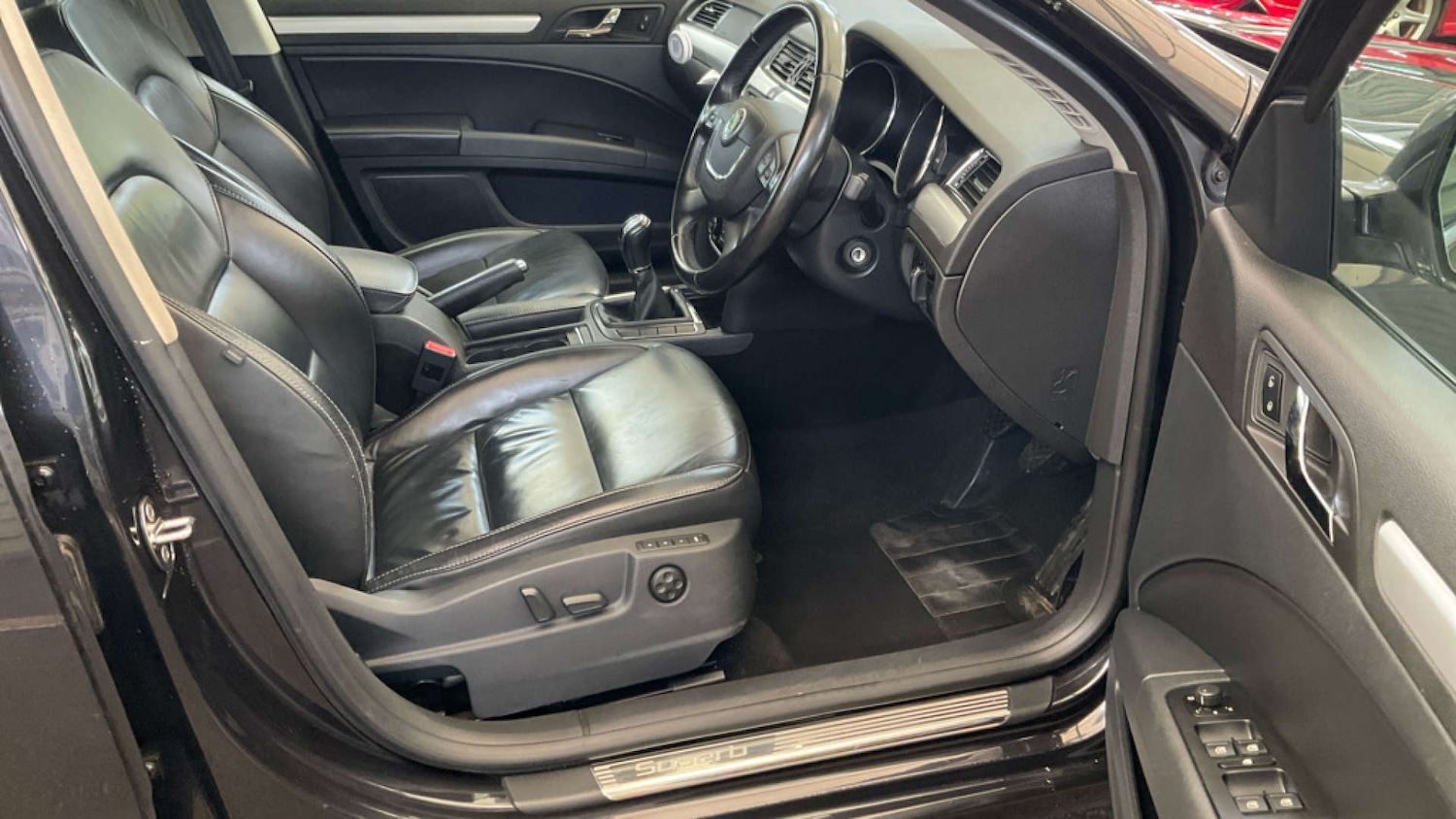 Used Skoda Superb 2012 for sale - 77065384: Photo 12