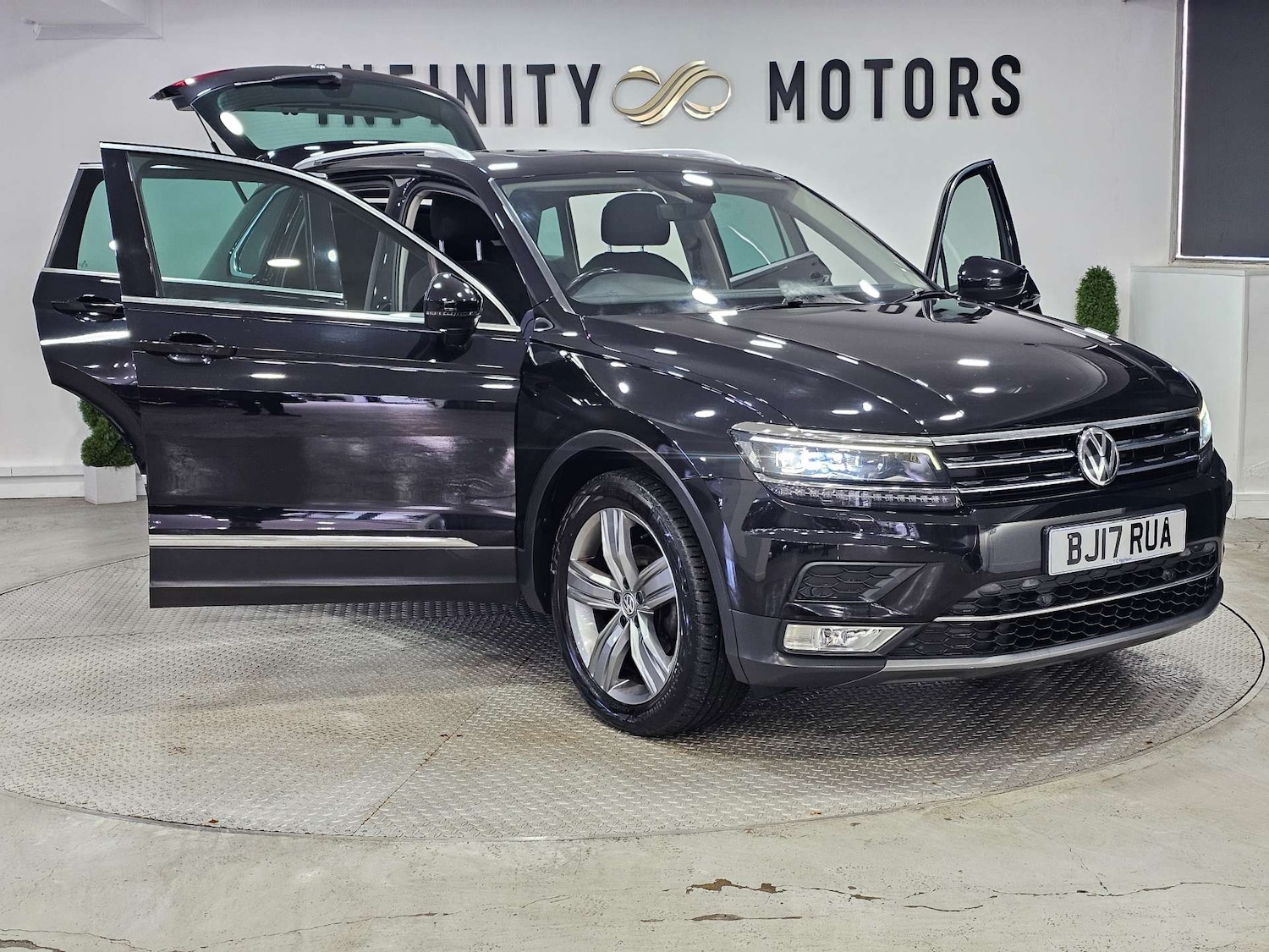 Used Volkswagen Tiguan 2017 for sale - 77113504: Photo 44
