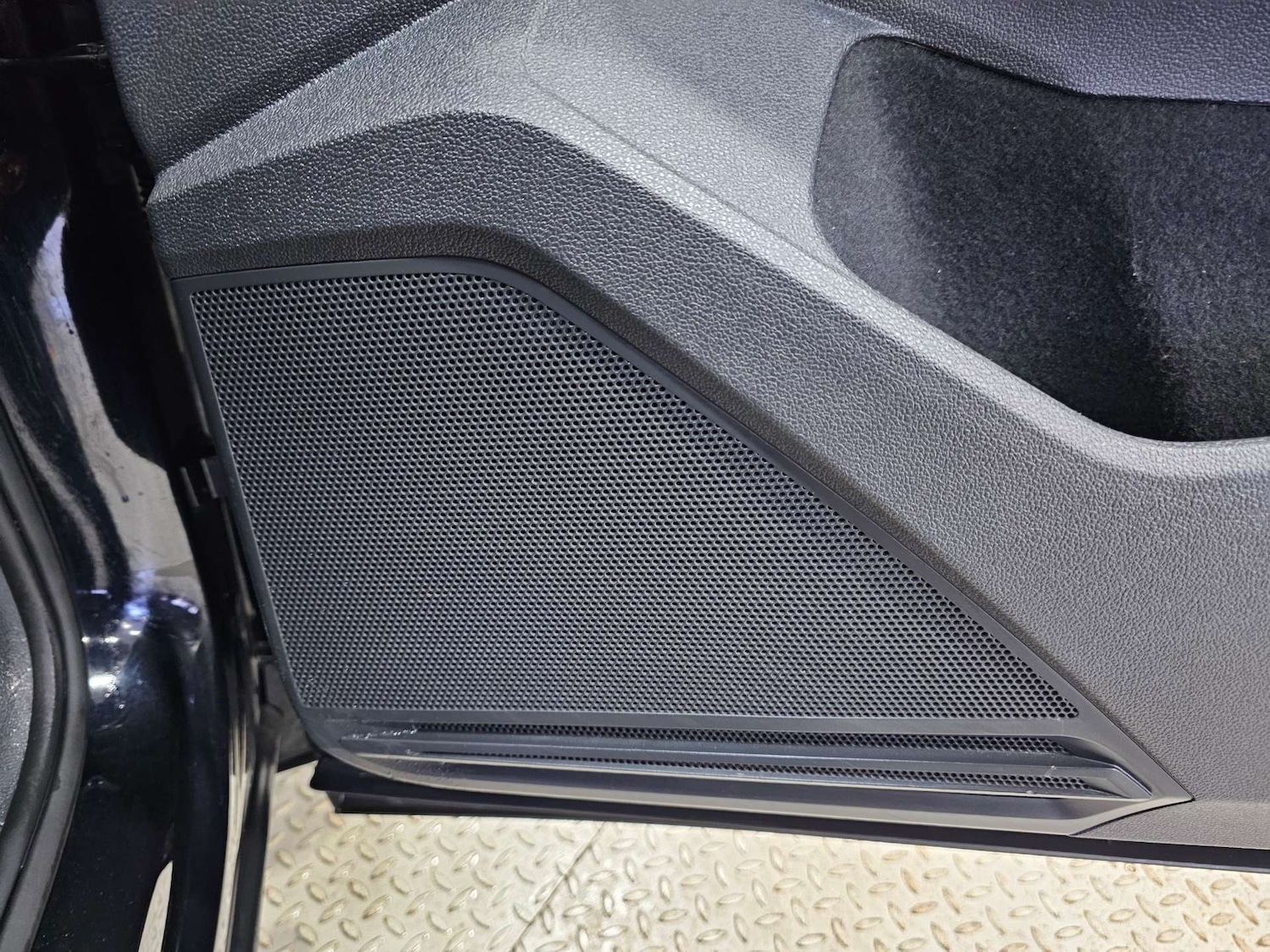 Used Volkswagen Tiguan 2017 for sale - 77113504: Photo 57