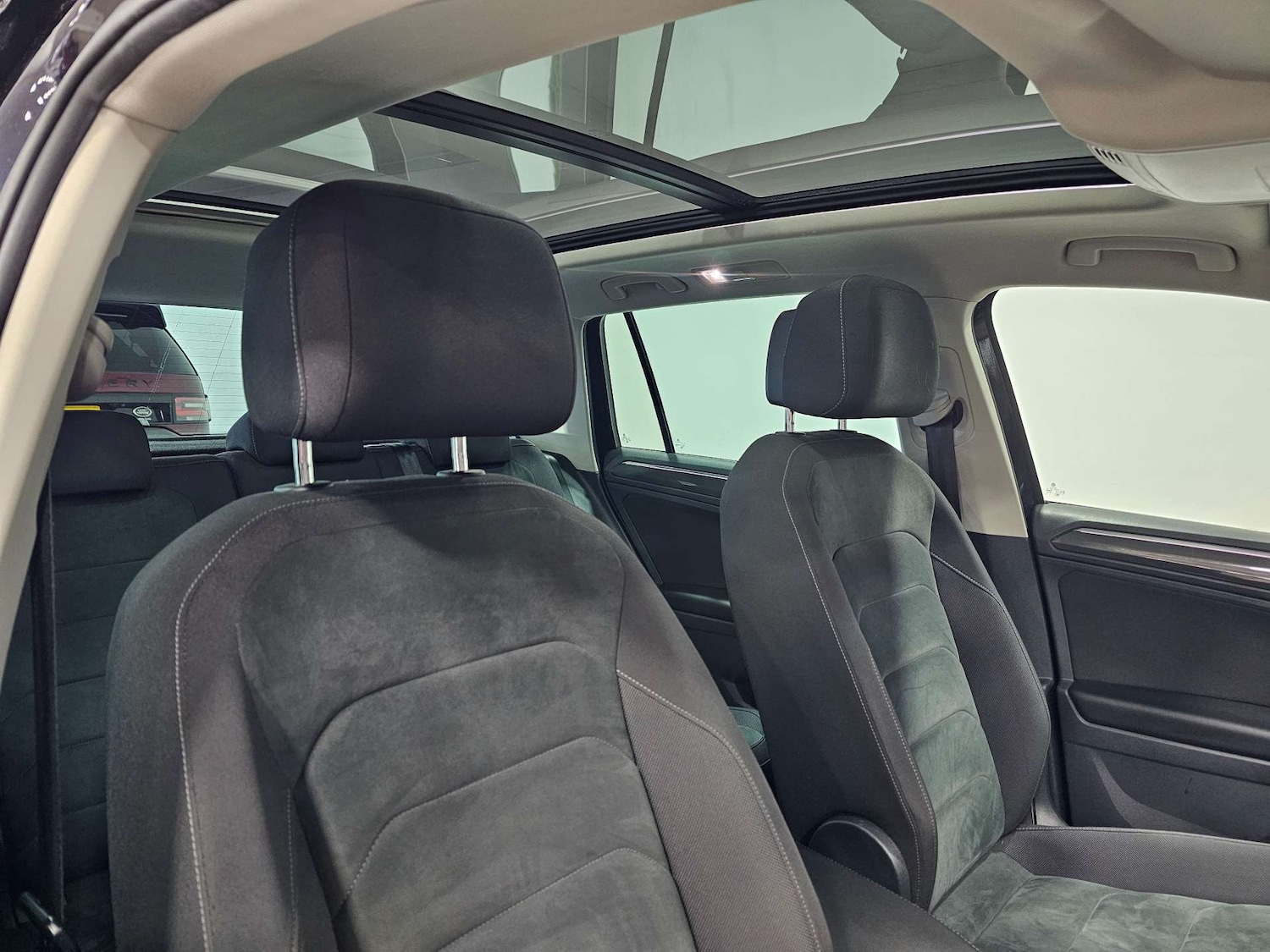 Used Volkswagen Tiguan 2017 for sale - 77113504: Photo 58