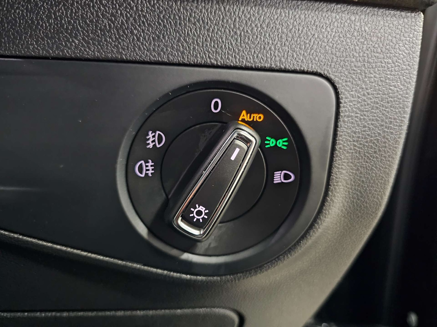 Used Volkswagen Tiguan 2017 for sale - 77113504: Photo 62