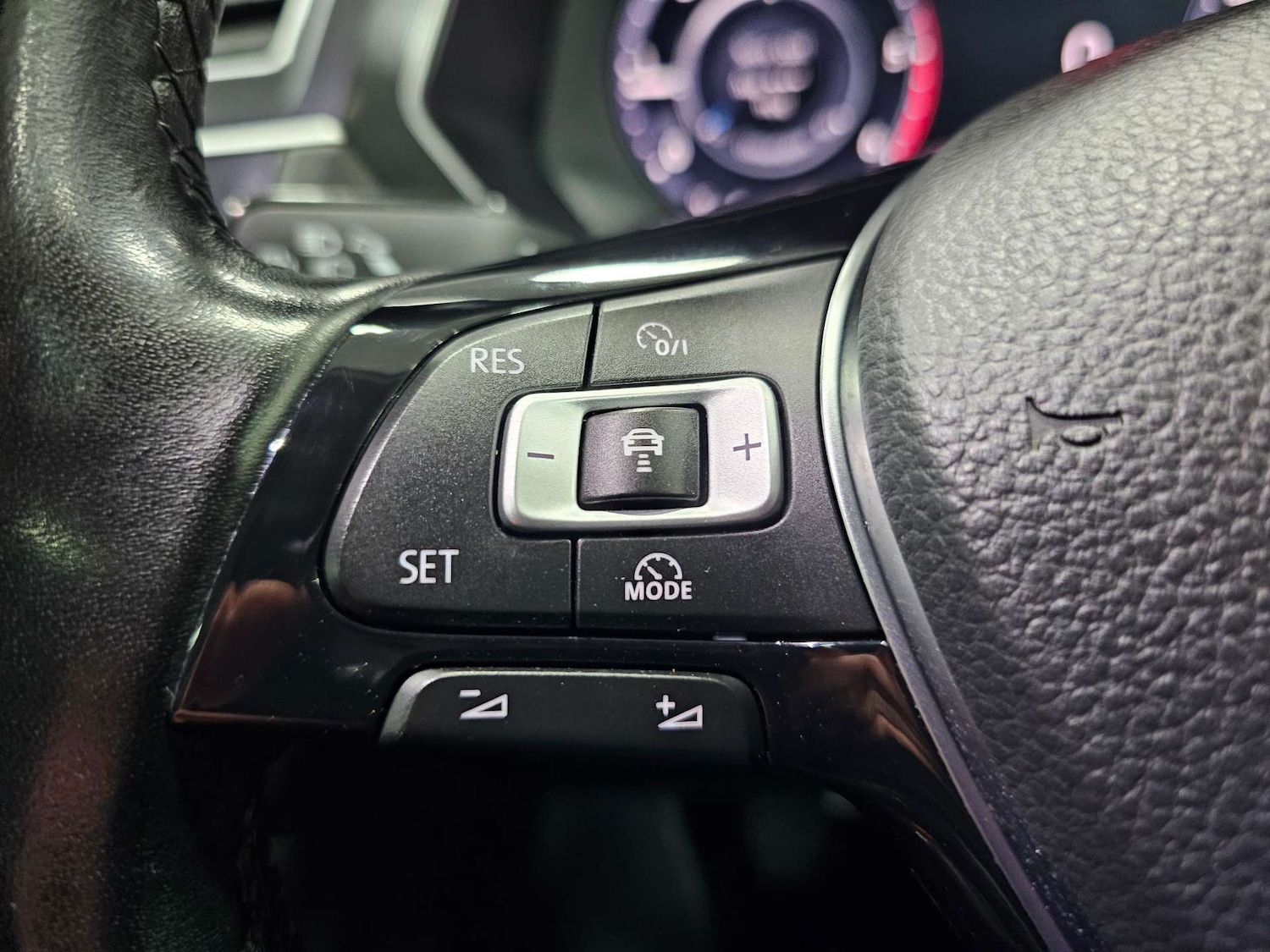 Used Volkswagen Tiguan 2017 for sale - 77113504: Photo 66