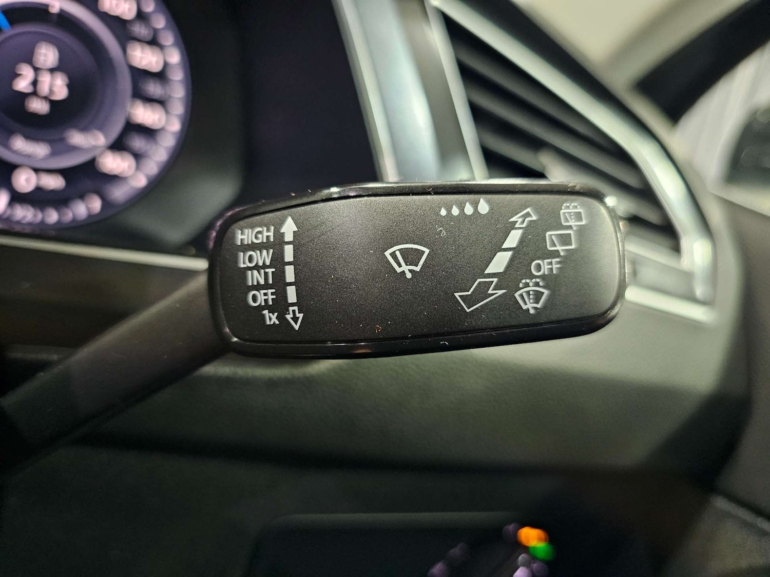 Used Volkswagen Tiguan 2017 for sale - 77113504: Photo 67