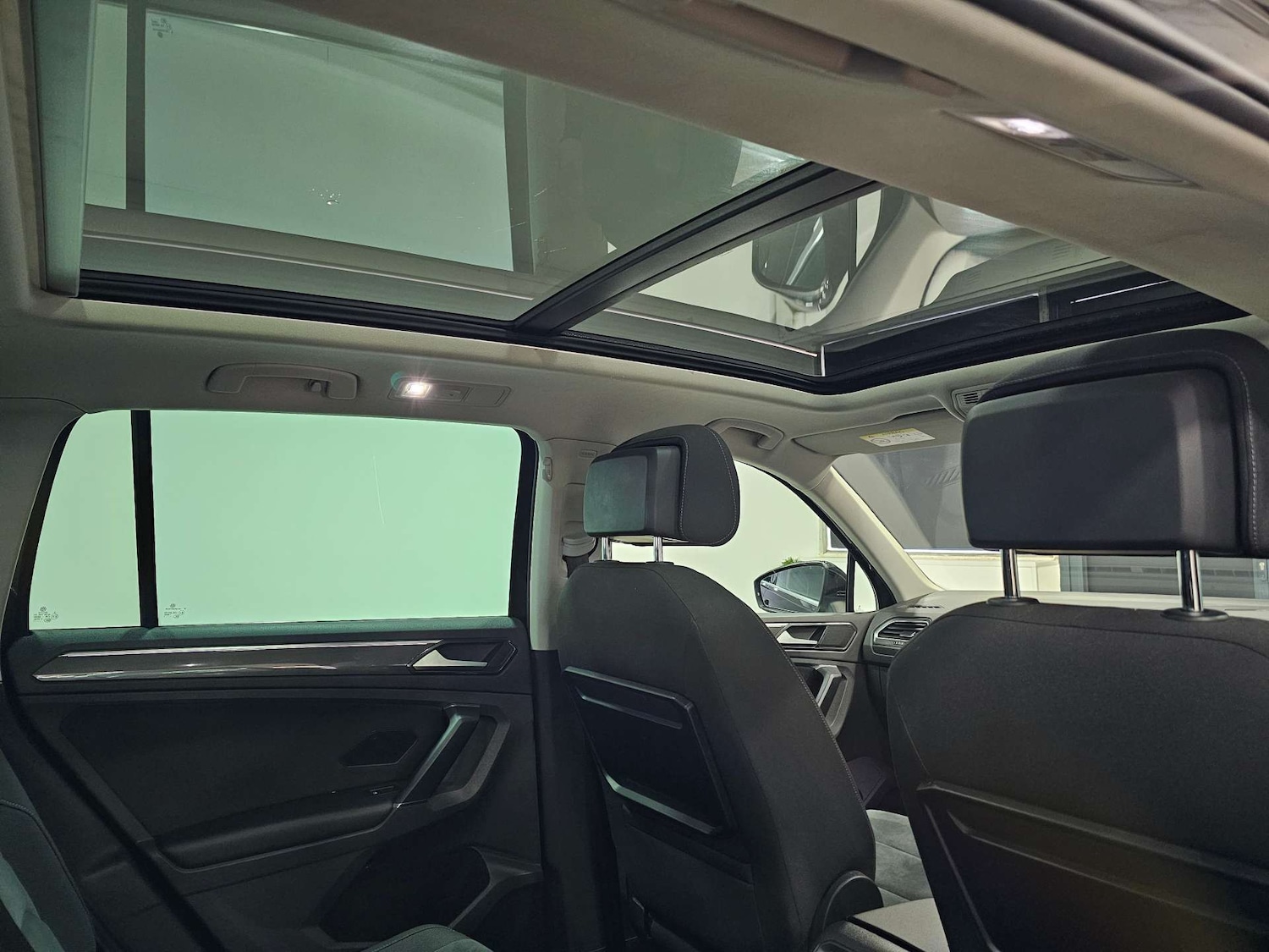 Used Volkswagen Tiguan 2017 for sale - 77113504: Photo 89