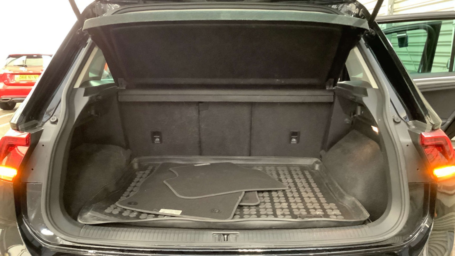 Used Volkswagen Tiguan 2017 for sale - 77113504: Photo 9