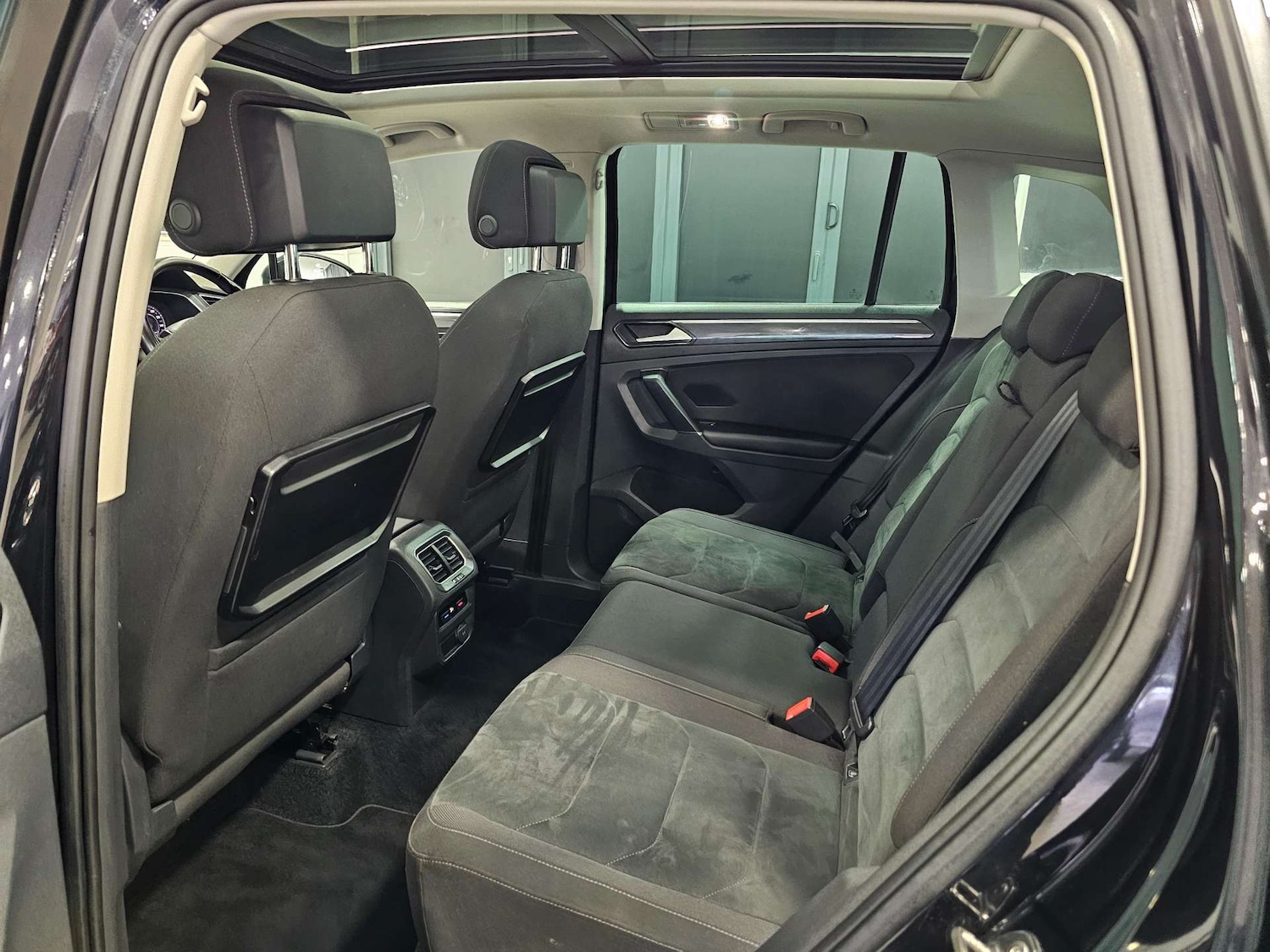 Used Volkswagen Tiguan 2017 for sale - 77113504: Photo 93