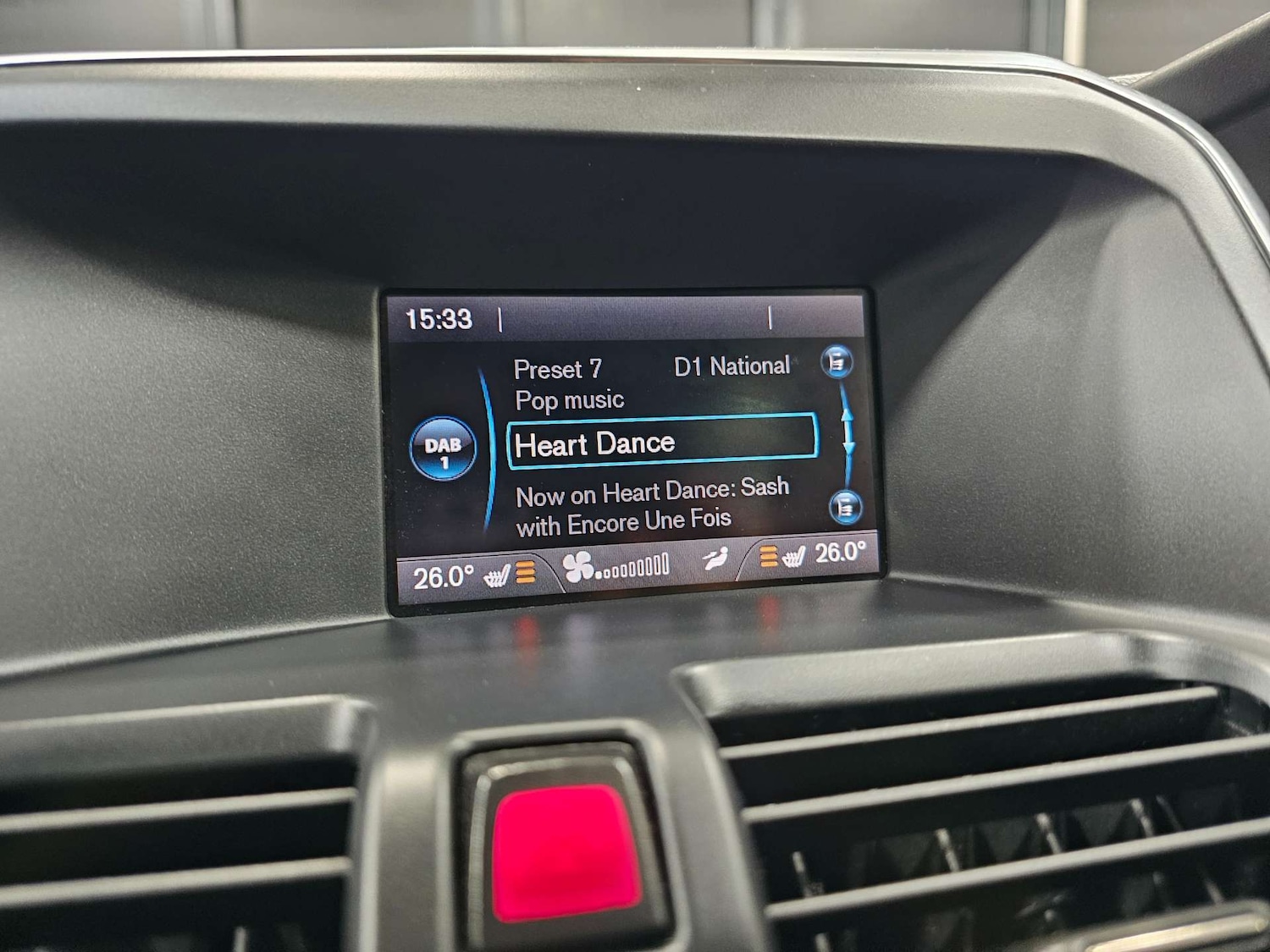 Used Volvo XC60 2015 for sale - 77271564: Photo 44