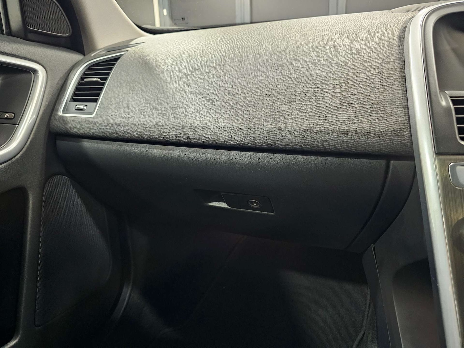 Used Volvo XC60 2015 for sale - 77271564: Photo 80