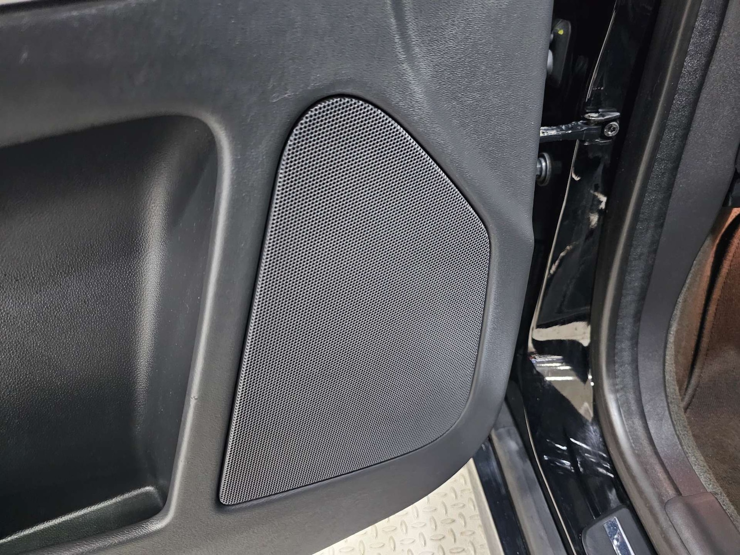 Used Volvo XC60 2015 for sale - 77271564: Photo 91