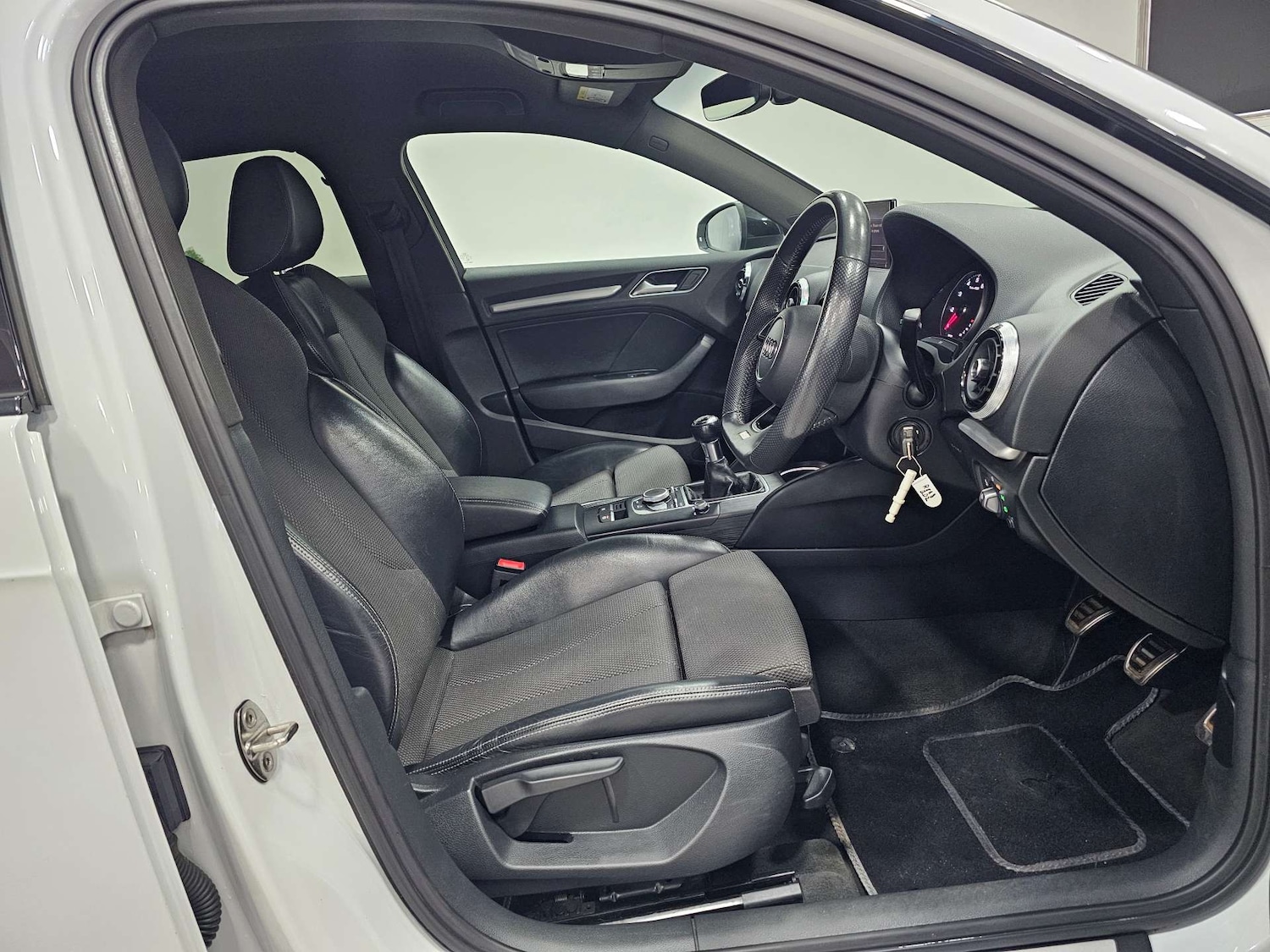 Used Audi A3 2018 for sale - 77245609: Photo 3