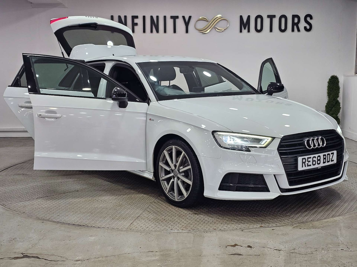 Used Audi A3 2018 for sale - 77245609: Photo 43